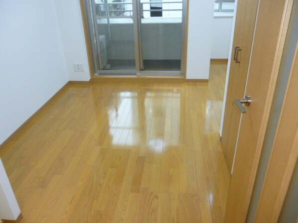 コンフォリア芝公園の物件内観写真